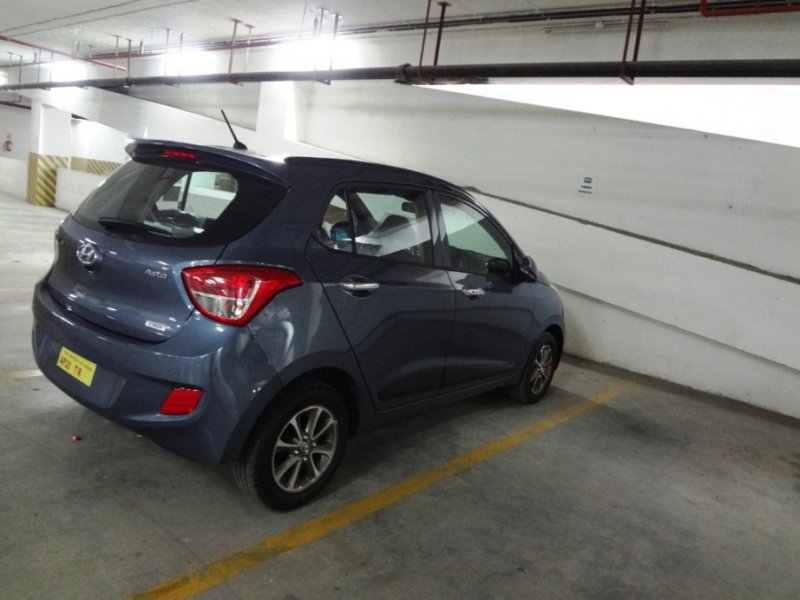 Grand i10 CRDi Twillight blue 7.JPG