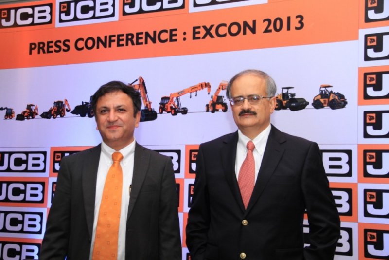 (L-R) Mr. Amit Gossain,Executive Vice President – Marketing, Business Development and Corporate .jpg