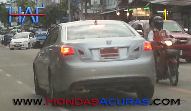 New-2015-Honda-City-sedan-India-Rear-End-spy-spied-scoop-revealed.jpg