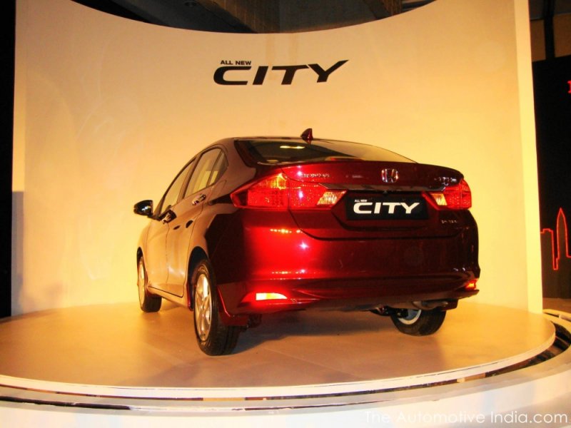 New-Honda-City-2014-Launch-India-33.jpg