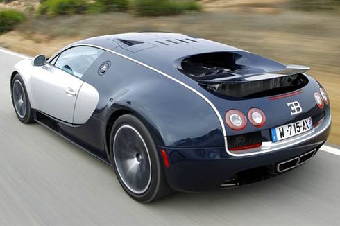 Bugatti-Veyron-18101010117148711600x1060.jpg