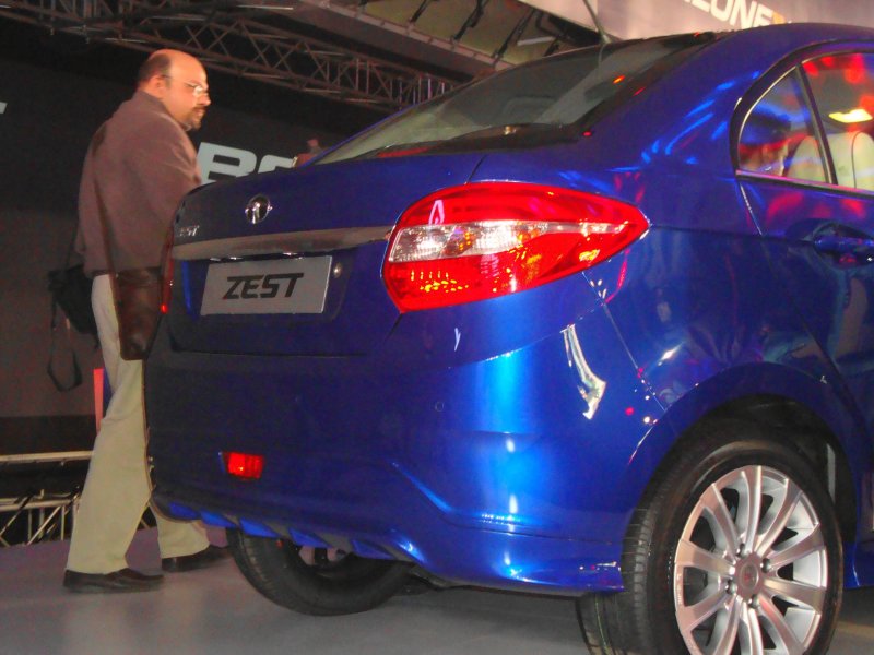 Tata-Bolt-Zest-Pictures-12.JPG