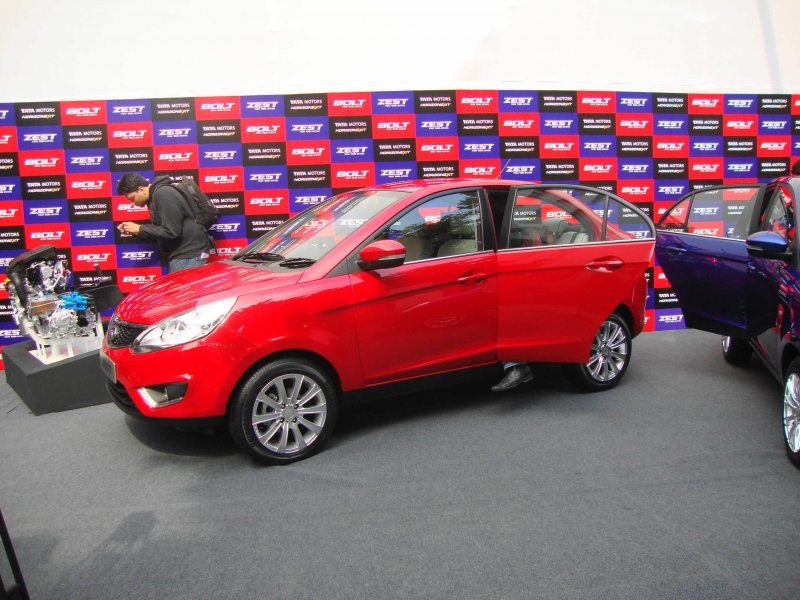 Tata-Bolt-Zest-Pictures-58.JPG