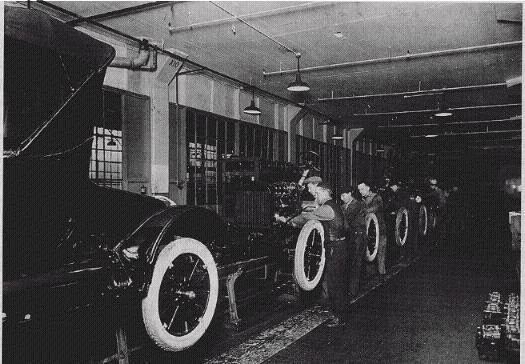 Ford model t assembly line.jpg