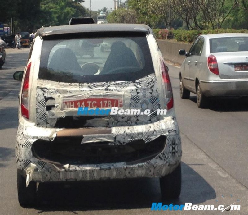 Tata-Nano-Twist-Active-spied-testing.jpg