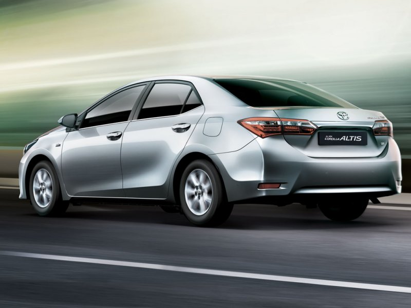 Toyota-Corolla-Altis-2014-3.jpg