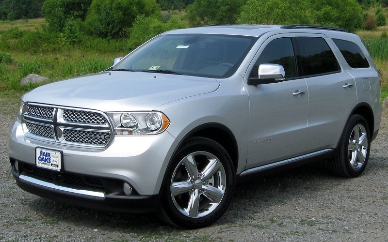 2011_Dodge_Durango_Citadel_--_06-16-2011.jpg