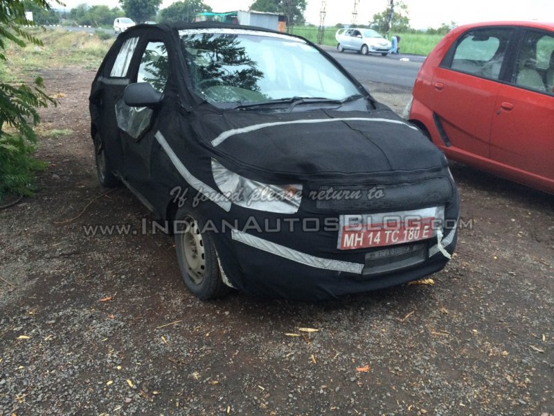 Tata-Kite-small-car-spied.jpg