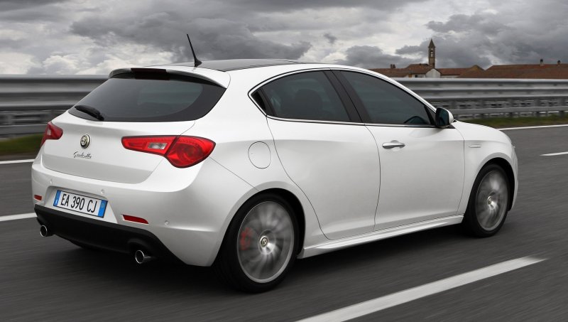 alfa-romeo-giulietta-2014.jpg