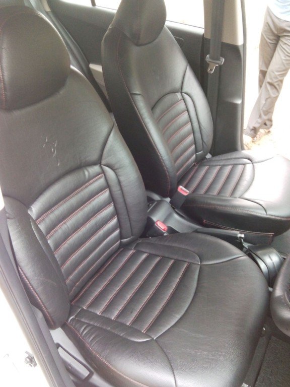 Hyundai xcent seat clearance cover