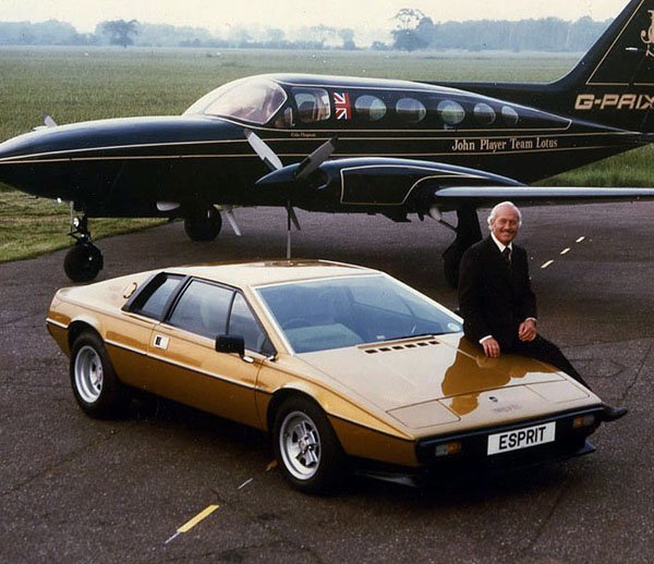 Colin Chapman.jpg