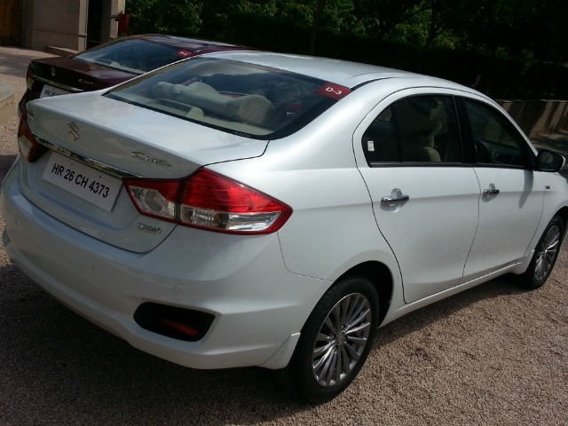 maruti-ciaz-first-look-gallery-01092014-m11_640x480.jpg