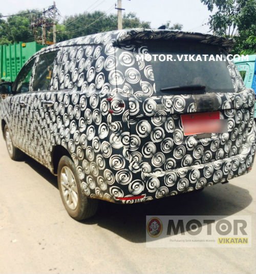 2016-TOYOTA-INNOVA-SPY-VIKATAN-1-4.jpg