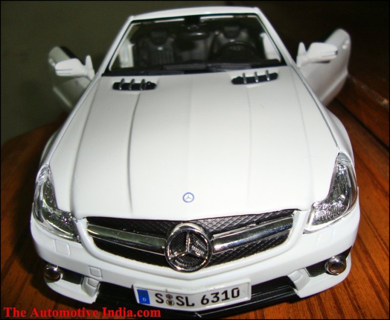 mercedes-sl-scale-model6.JPG