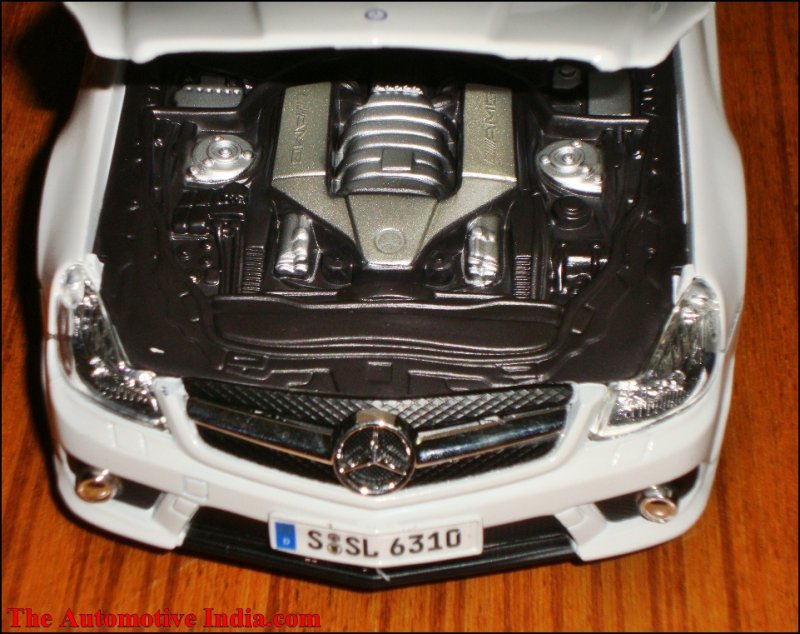 mercedes-sl-scale-model4.JPG