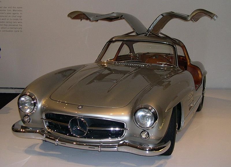 Mercedes-Benz 300SL.jpg