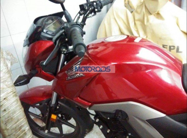 Honda-Unicorn-160-Spied-In-Noida-3-600x444.jpg