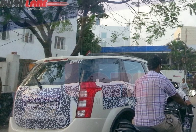 Mahindra-XUV500-facelift-taillight-spied-1024x688.jpg