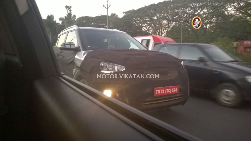 Hyundai-ix25-front-spied-Chennai.jpg