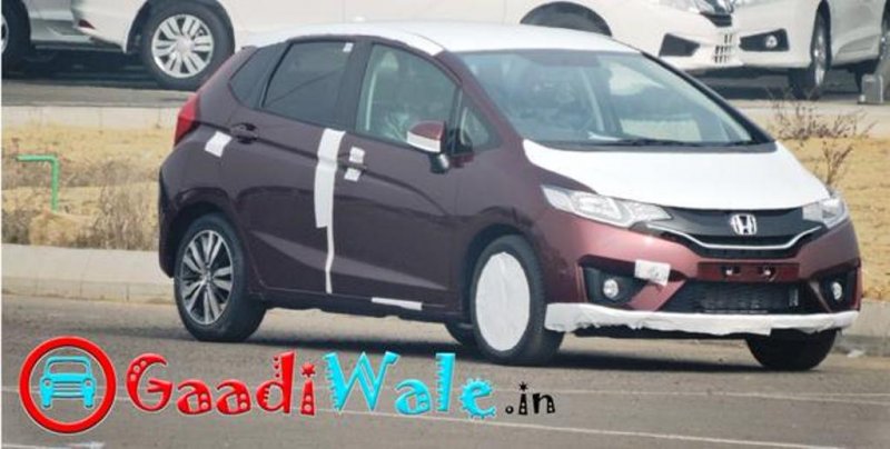 2015-Honda-Jazz-VMT-Spied.jpg