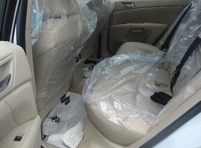 Maruti-Suzuki-Kizashi-Rear-Seat.JPG