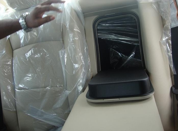 Maruti-Suzuki-Kizashi-Storage.JPG