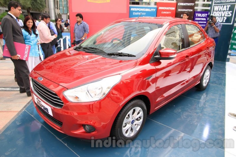 Ford-Figo-Aspire-front-three-quarters-view-from-unveiling-1024x682.jpg