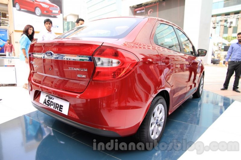 Ford-Figo-Aspire-rear-three-quarter-right-from-unveiling-1024x682.jpg