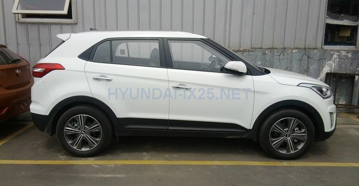 hyundai-ix25-white-color-side-view.jpg