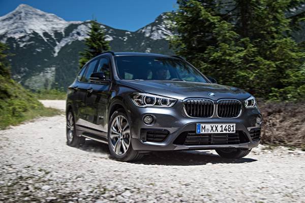 P90190738-the-new-bmw-x1-on-location-pictures-bmw-x1-xdrive25i-with-sport-line-600px.jpg