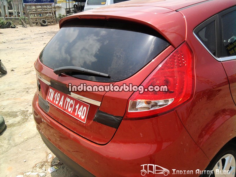 Ford_Fiesta_tail_lamps.jpg