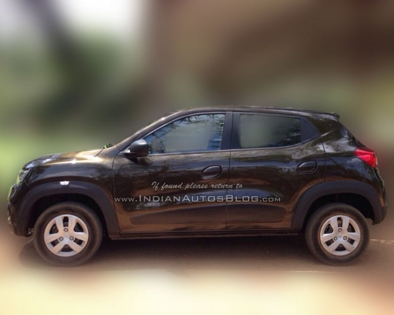 Renault-Kwid-side-dealer-spied-900x720.jpg