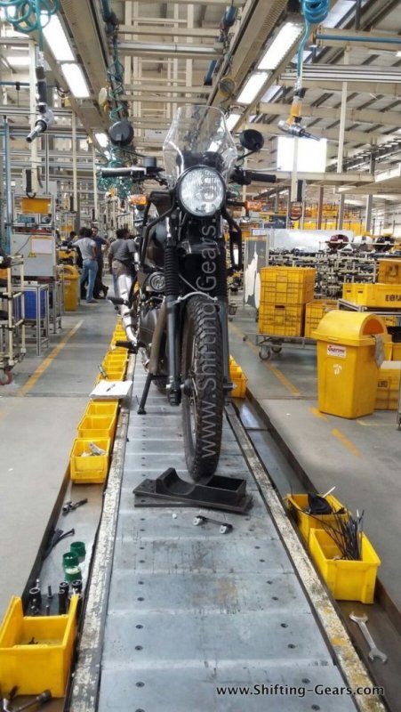 Royal-Enfield-Himalayan-front-production-version-577x1024.jpg