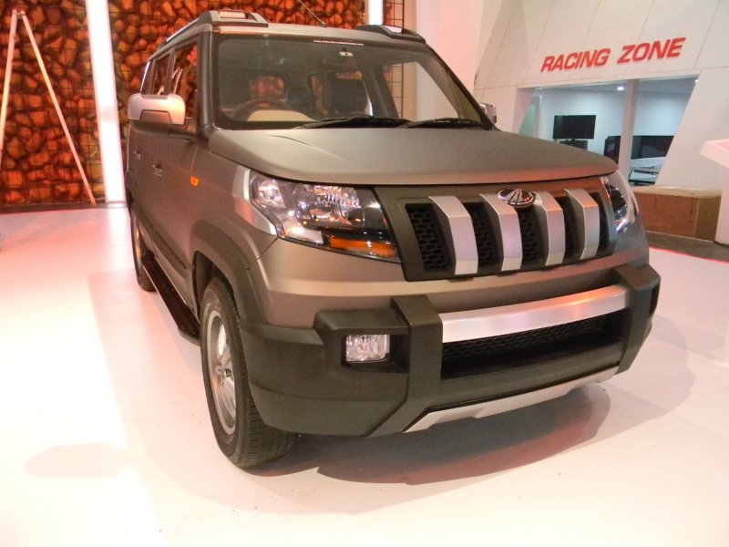 Mahindra AutoExpo 2016 TUV3OO 1.jpg