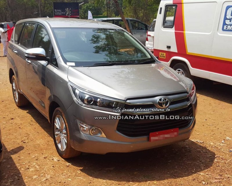 Toyota-Innova-Crysta-front-quarter-spied-ahead-of-launch-1024x819.jpg