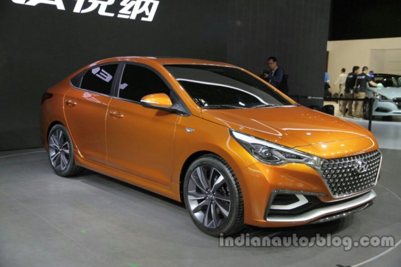 Hyundai-Verna-Concept-front-three-quarter-at-the-Auto-China-2016-Live-1024x682.jpg