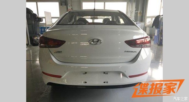 2017-Hyundai-Verna-rear-production-leaked.jpeg