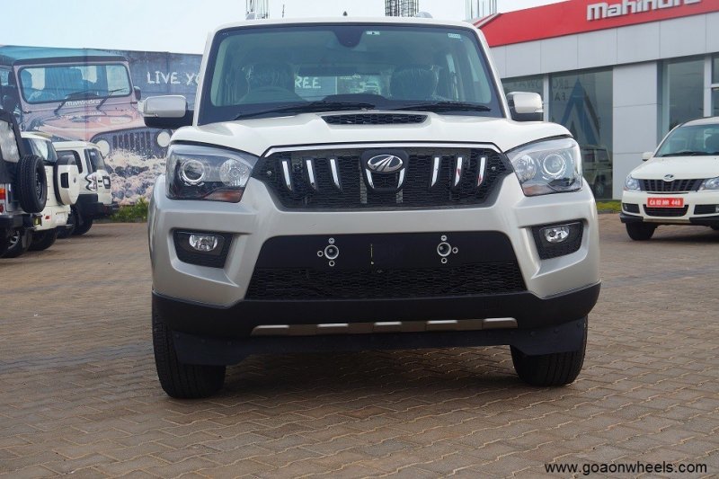 Mahindra-Scorpio-Adventure-Edition-front-launched-in-Goa.jpg