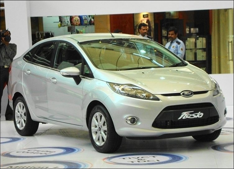 Ford Fiesta.JPG