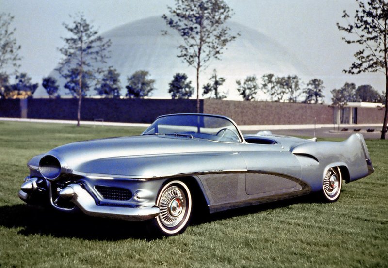 1951-gm-lesabre.jpg