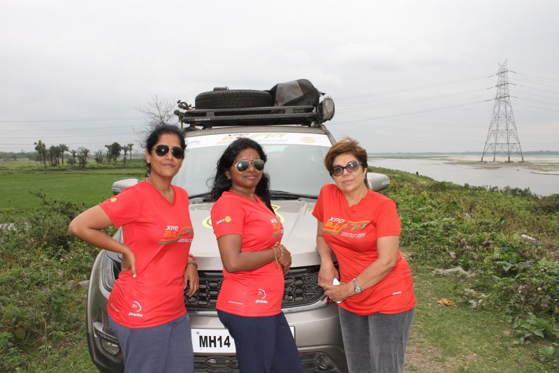 The adventurous women with the Tata HEXA to commemorate 70 years of Inde....jpg