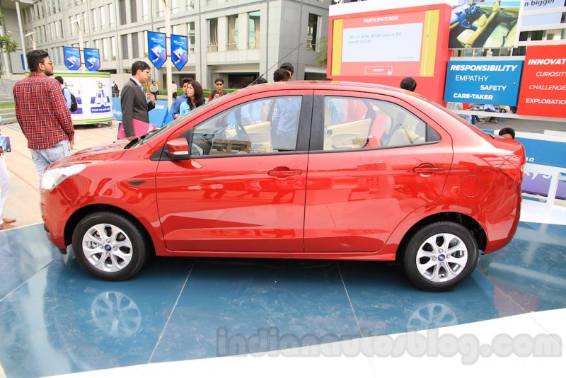 Ford-Figo-Aspire-side-view-from-unveiling.jpg