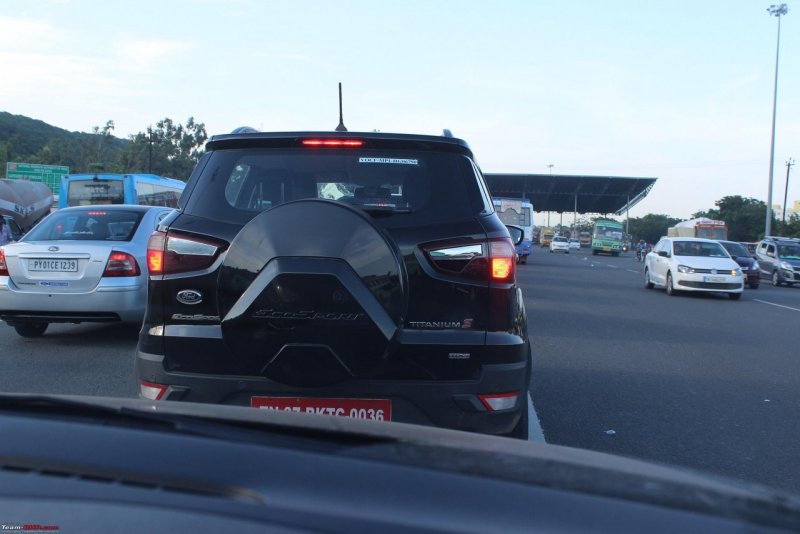 2018-Ford-EcoSport-S-rear-spy-shot.jpg