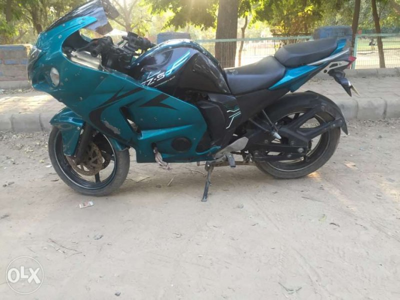 393257619_1_1000x700_yamaha-fzs-25000-kms-2014-year-gurgaon_rev002.jpg