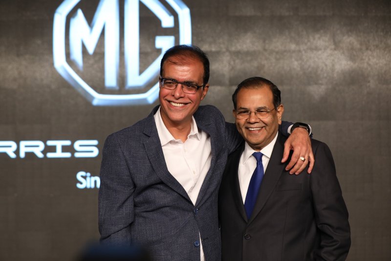 Rajeev Chaba, President & Managing Director, MG Motor India & P Balendran, Executie Director, MG.JPG