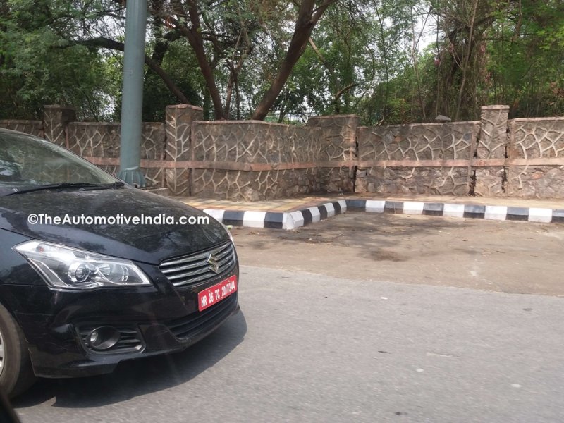 Maruti-Suzuki-Ciaz-1.5L-Spied-2.jpg