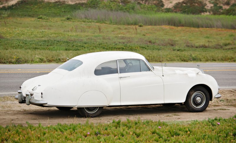 1953-Bentley-R-Type-Continental-Fastback-Barn-Find-The-Original-James-Bond-Bentley-3a.jpg