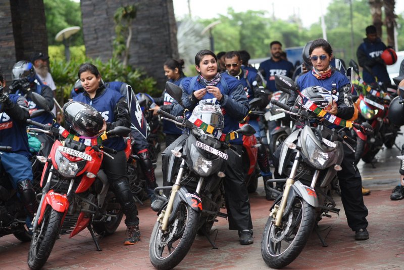 TVS AOG RIDE-3.jpg