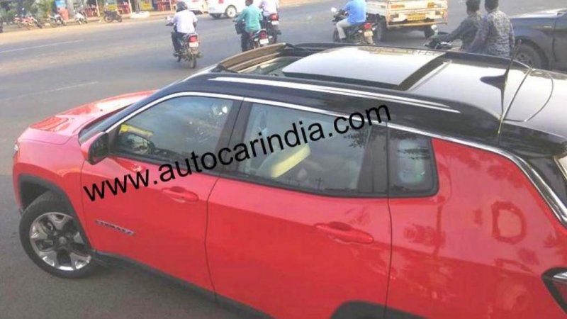 2018-jeep-compass-limited-plus-spied-launch-price-details-sunroof.jpg