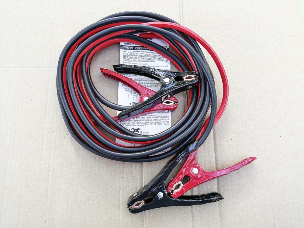 CR_AB_Car_Jumper_Cable_04.jpg